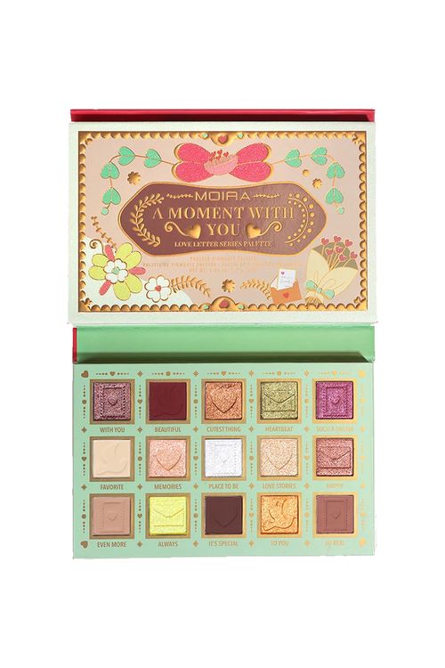 A Moment With You Pressed Pigment Palette Moira