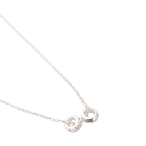 Set De Collar Y Aretes Bañado En Plata