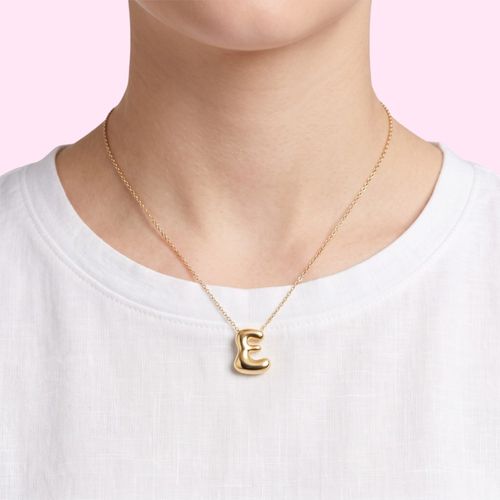 Collar funky fish dorado letra E